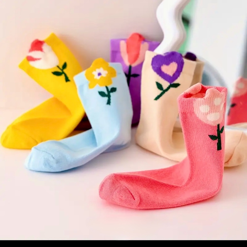 Girl's Cute Floral Sock- 5Pairs - Picture 5 of 6